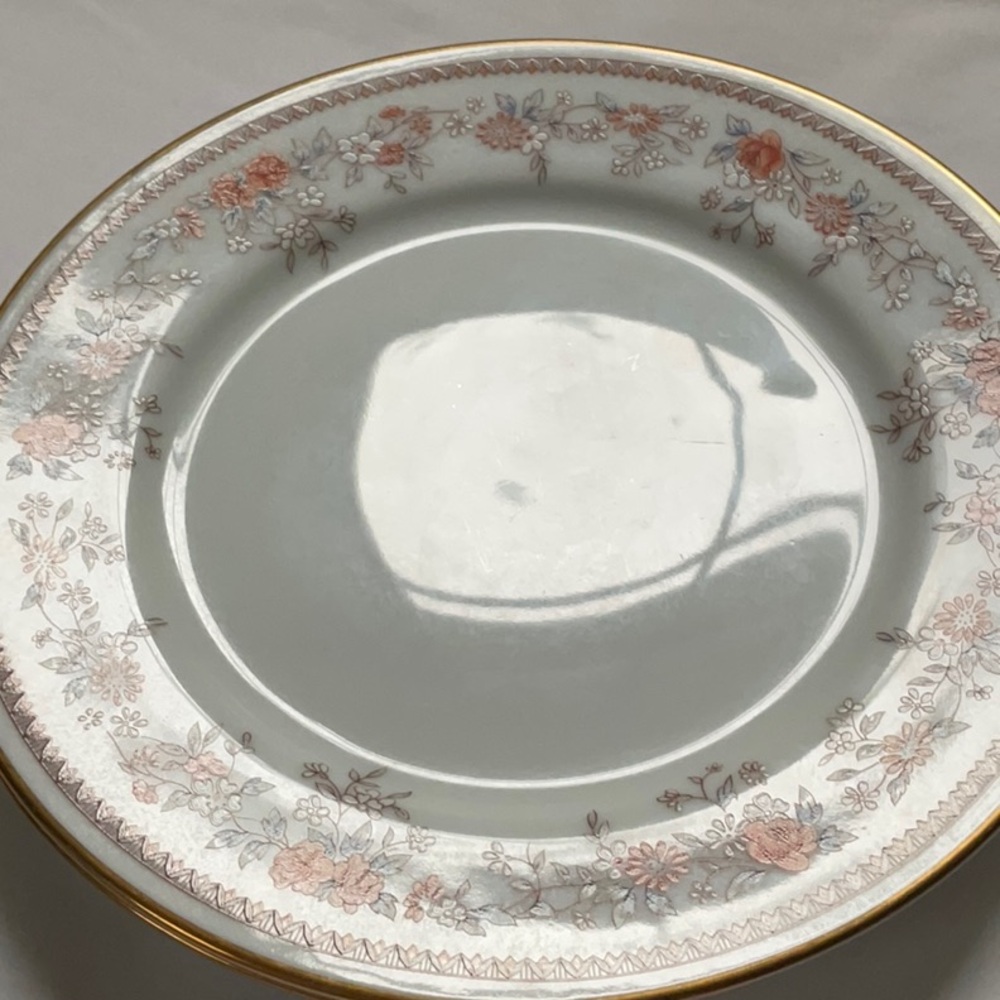 Lenox Porcelain Bread and Butter Small Plates
Russet Blossoms Set of 4 - Picture 7 of 8